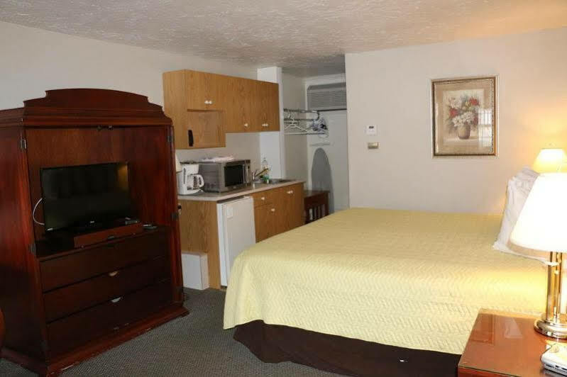 Midtown Motel & Suites Moncton Exterior foto
